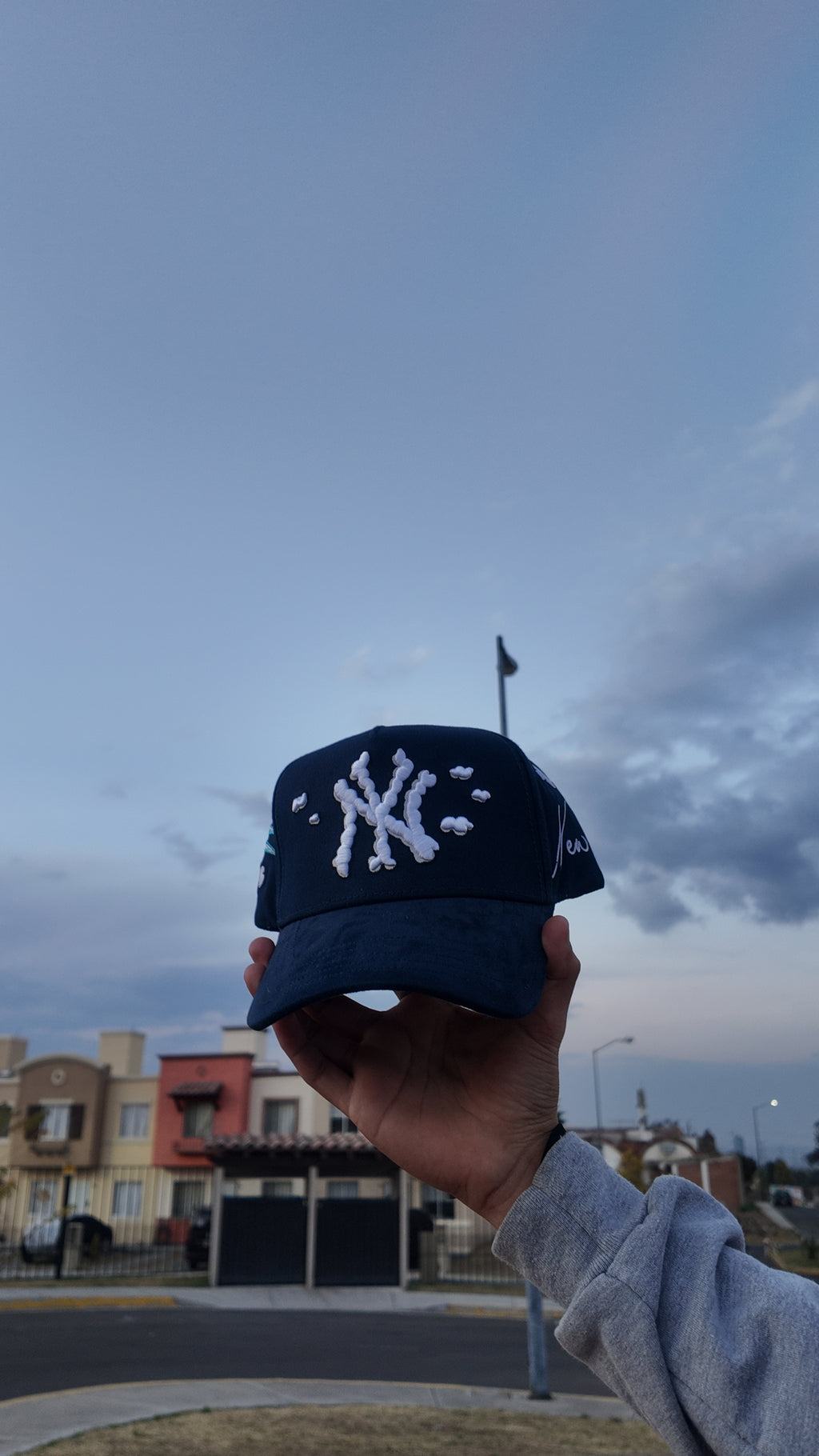 31 HATS "ANNIVERSARY BLUE"