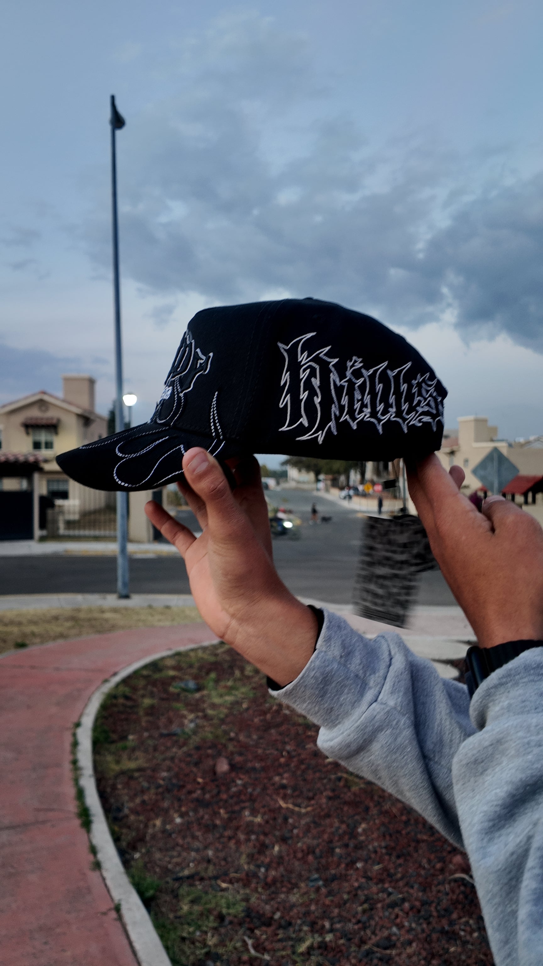 DANDY HATS "BURNING HILLS"