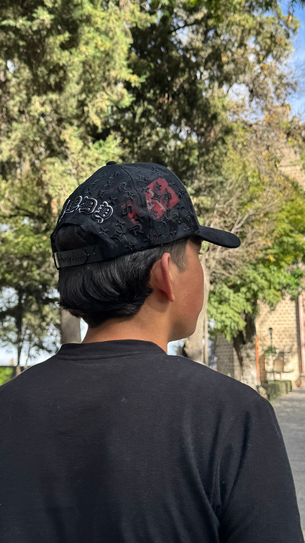 DANDY HATS X FUERZA REGIDA “R”