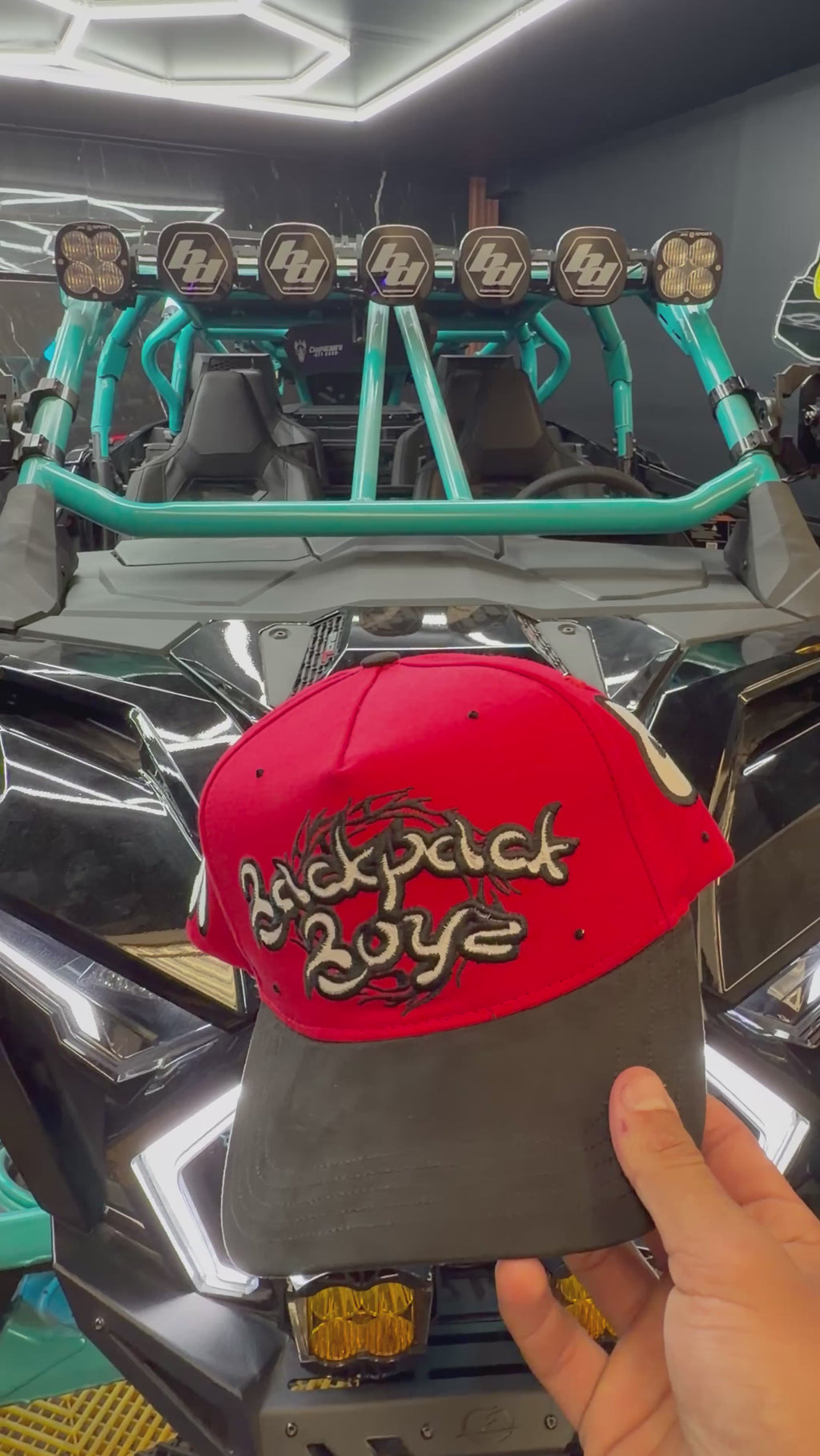 31 Hats X Backpack Boyz “Árabe”